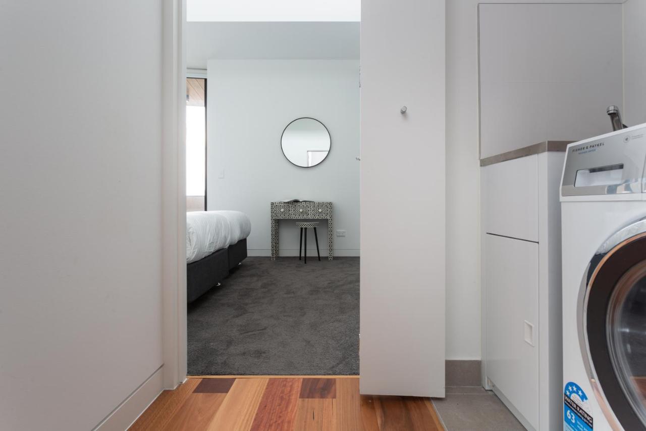Stylish 2-Bed Apartment With Bbq Patio Near Beach Sydney Exterior photo